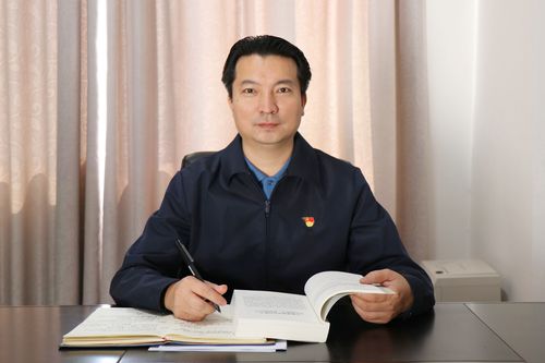唐君