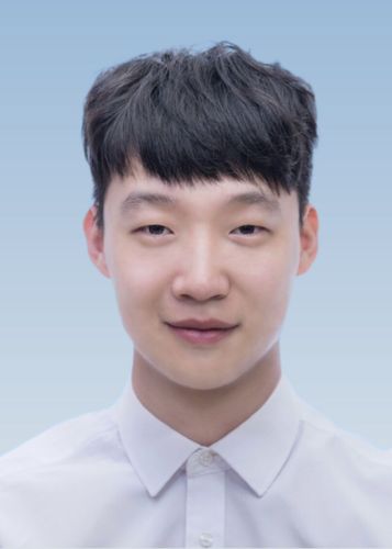 李